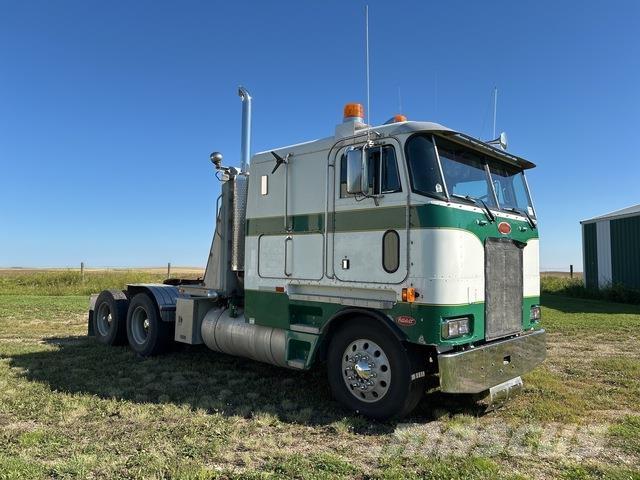 Peterbilt 362 Kabine i unutrašnjost