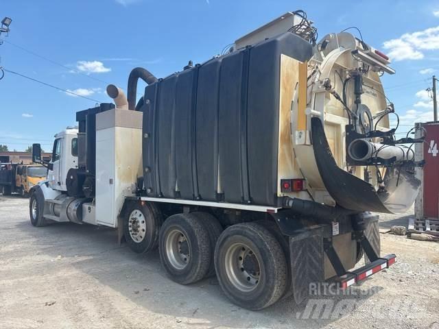 Peterbilt 377 Bageri guseničari