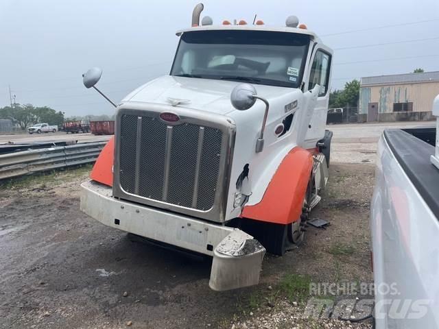 Peterbilt 567 Tegljači