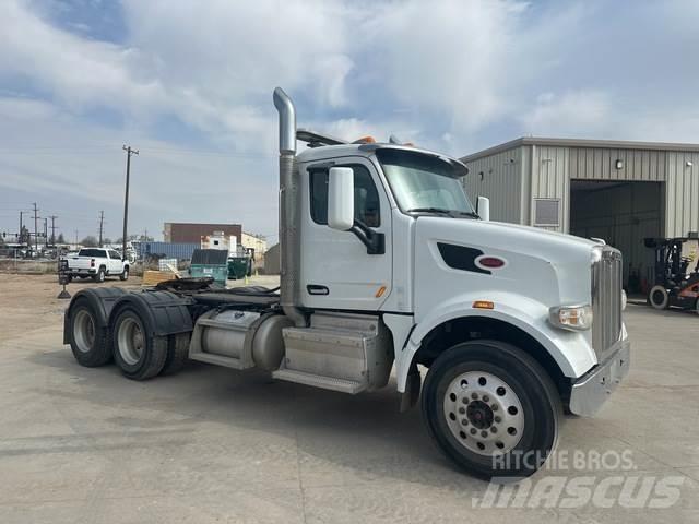 Peterbilt 567 Tegljači