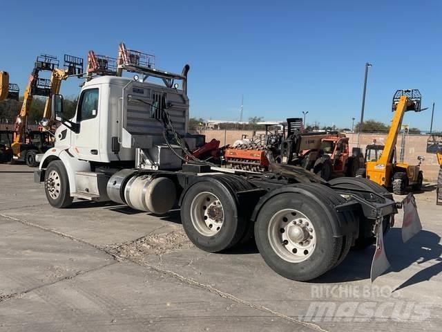Peterbilt 567 Tegljači