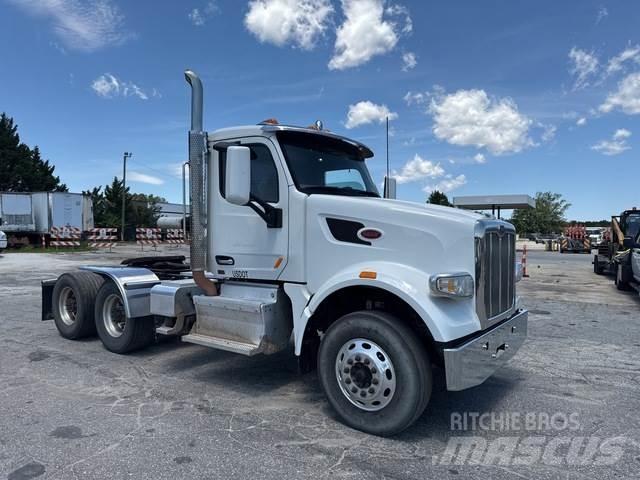 Peterbilt 567 Tegljači
