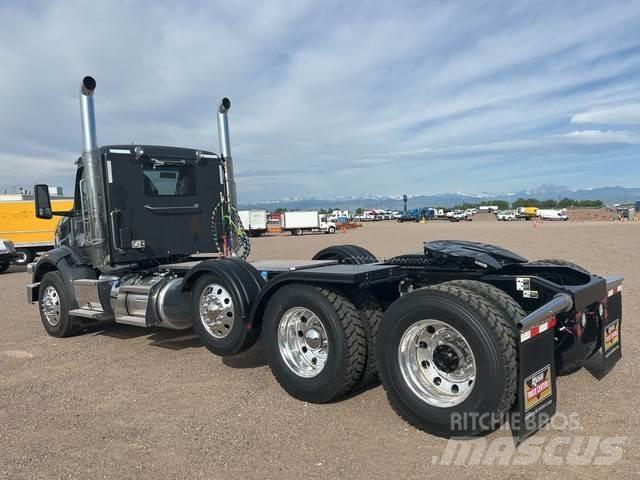 Peterbilt 567 Tegljači