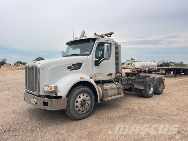 Peterbilt 567 Tegljači