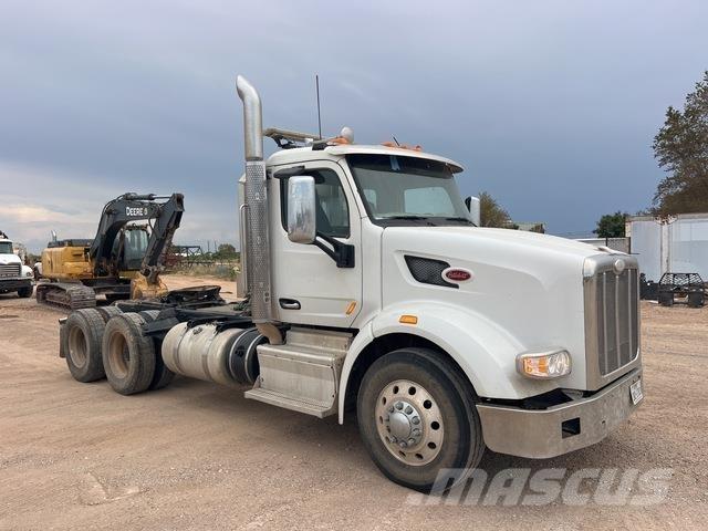 Peterbilt 567 Tegljači