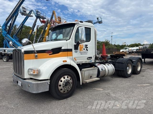 Peterbilt 567 Tegljači