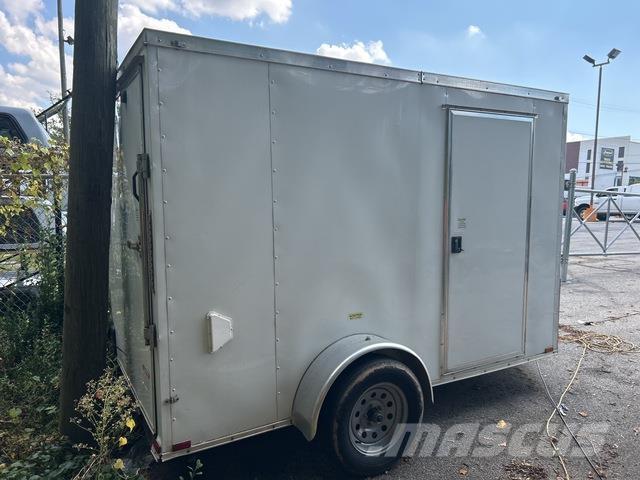  Quality Cargo Prikolice sa sandukom