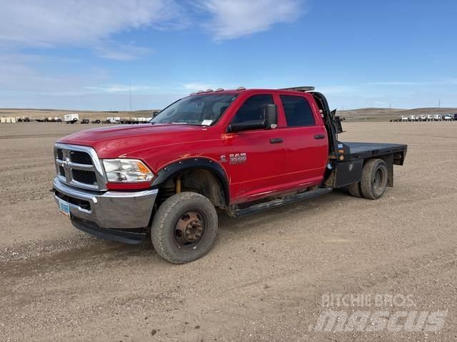 RAM 3500 Kamioni sa otvorenim sandukom
