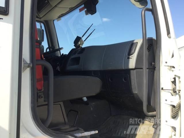 Renault D250 Polovni mobilni kamioni za bušenje