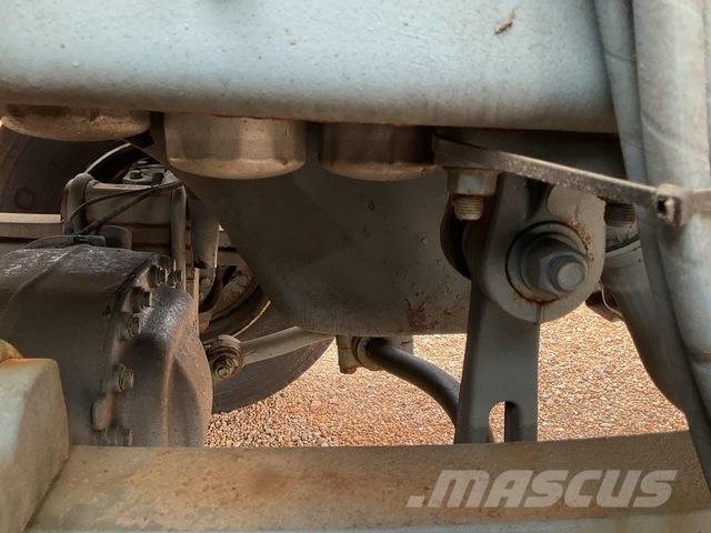 Renault Kerax Snežne daske i plugovi