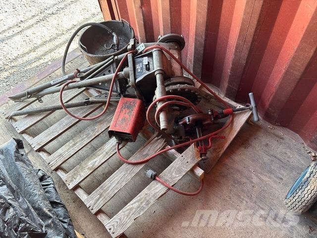  Ridgid 300-12 Oprema za cevovod