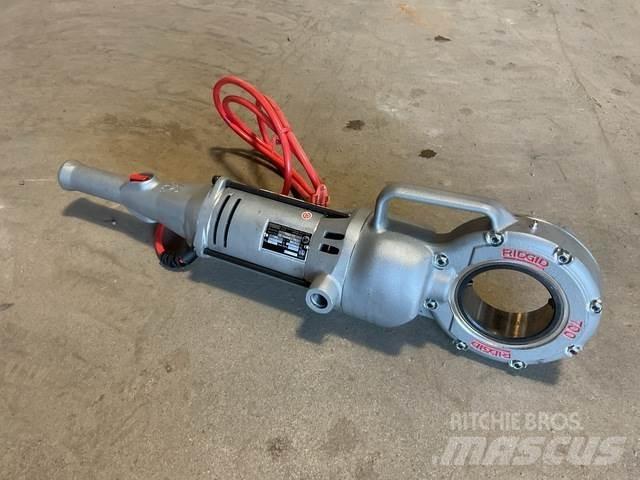  Ridgid 700-T2 Oprema za cevovod
