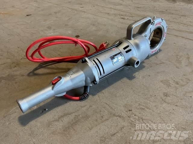  Ridgid 700-T2 Oprema za cevovod