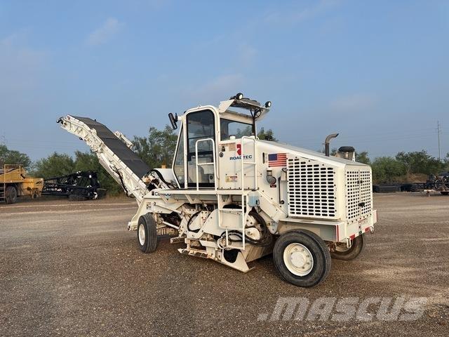 Roadtec CB-100 Dodaci mašinama za asfalt
