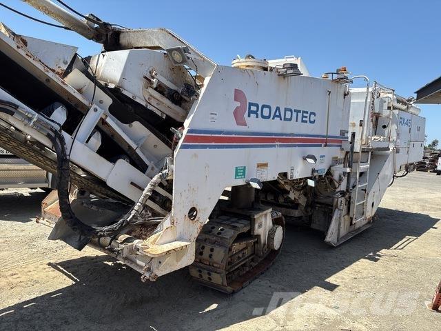 Roadtec RX-45 Freze za asfalt