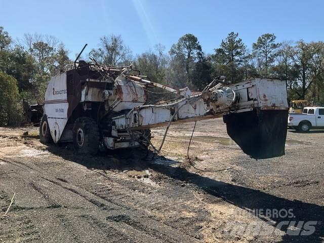 Roadtec SB2500 Vozila za prevoz materijala
