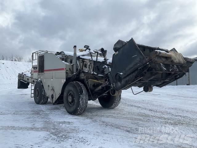 Roadtec SB2500D Vozila za prevoz materijala