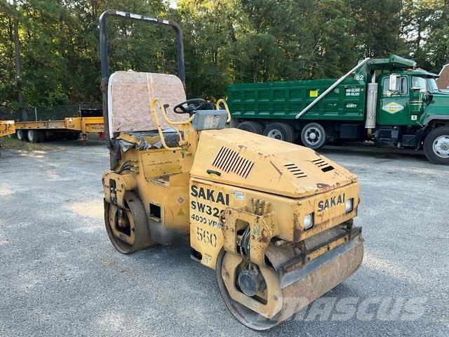 Sakai SW320 Valjci sa duplim bubnjem