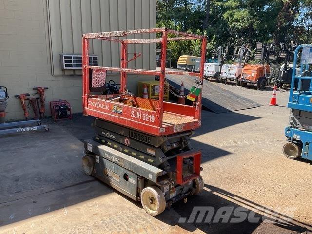 SkyJack 3219 Makazaste platforme