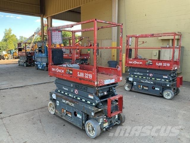 SkyJack 3219 Makazaste platforme