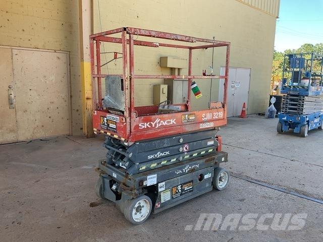 SkyJack 3219 Makazaste platforme