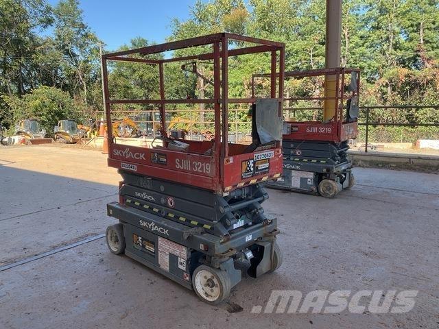 SkyJack 3219 Makazaste platforme