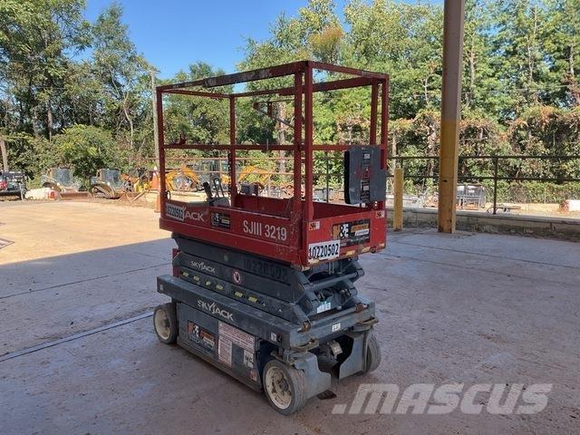 SkyJack 3219 Makazaste platforme