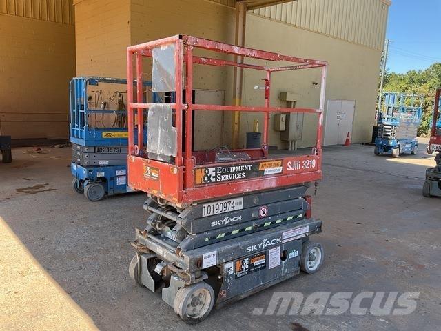 SkyJack 3219 Makazaste platforme
