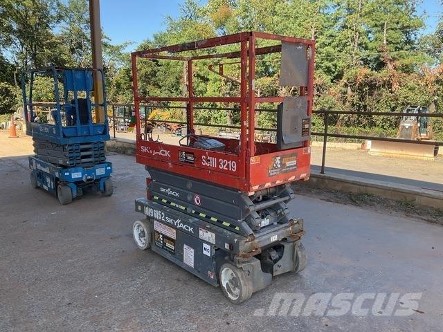 SkyJack 3219 Makazaste platforme