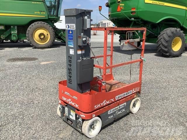 SkyJack SJ12 Jarbolne penjajuće platforme