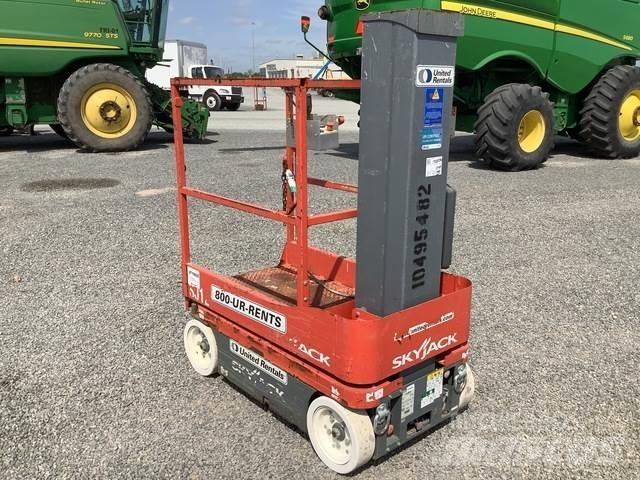SkyJack SJ12 Jarbolne penjajuće platforme