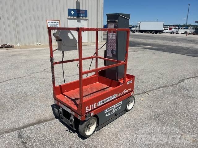 SkyJack SJ16 Jarbolne penjajuće platforme