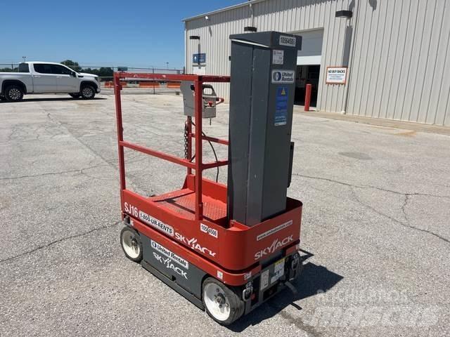 SkyJack SJ16 Jarbolne penjajuće platforme