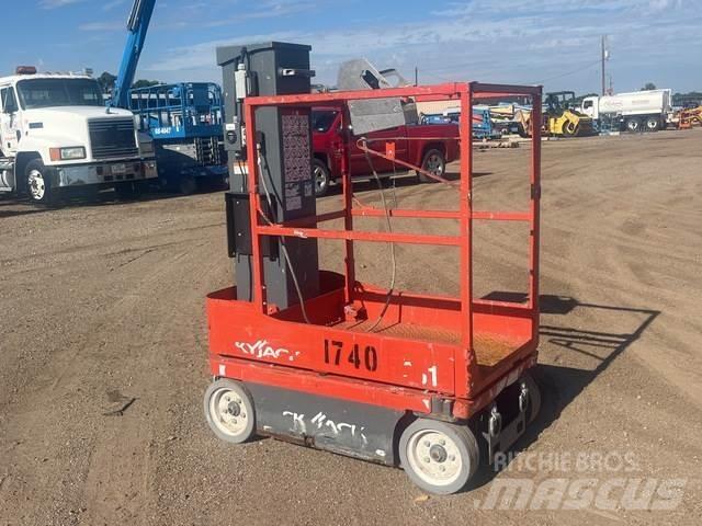 SkyJack SJ16 Jarbolne penjajuće platforme