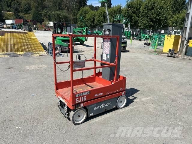 SkyJack SJ16 Jarbolne penjajuće platforme
