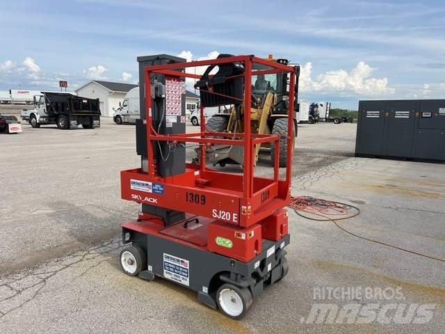 SkyJack SJ20E Jarbolne penjajuće platforme