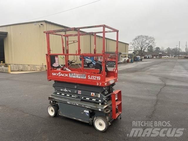 SkyJack SJ3219 Makazaste platforme
