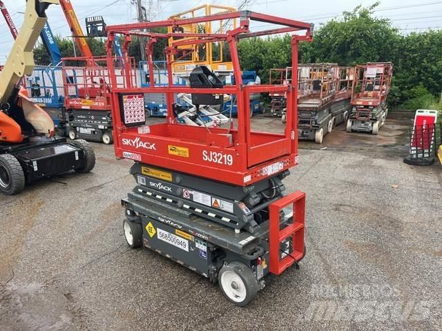 SkyJack SJ3219 Makazaste platforme