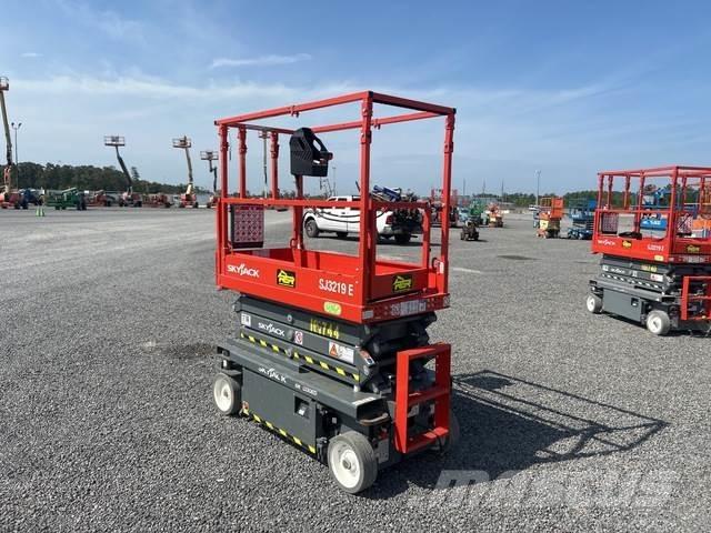 SkyJack SJ3219 Makazaste platforme