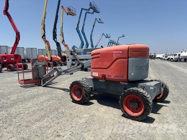 SkyJack SJ46AJ Zglobne podizne platforme