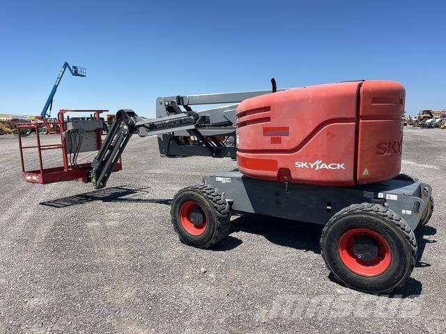 SkyJack SJ46AJ Zglobne podizne platforme