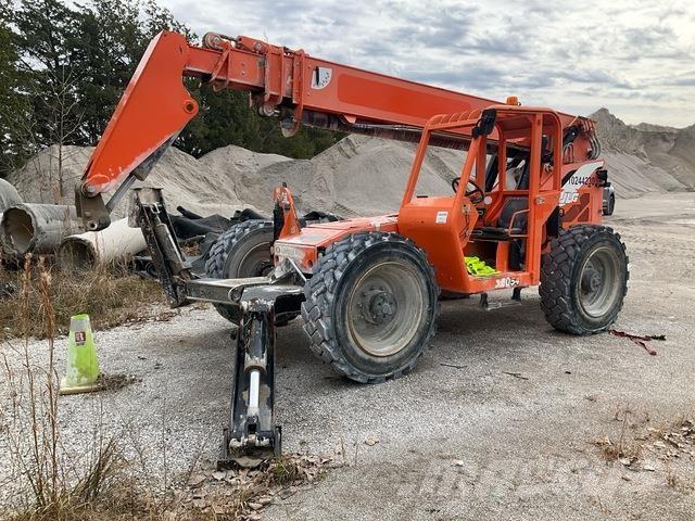 SkyTrak 10054 Teleskopski viljuškari