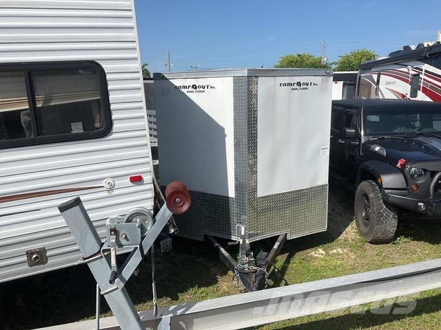  South River Prikolice sa sandukom