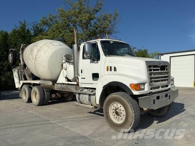 Sterling L9500 Ostali kamioni