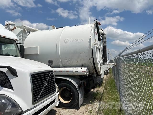 Sterling L9500 Kombi vozila/ vakum kamioni