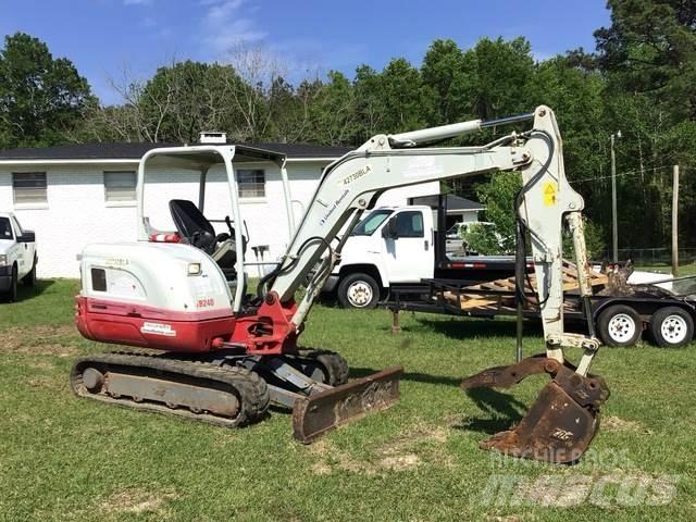 Takeuchi TB240 Bageri guseničari