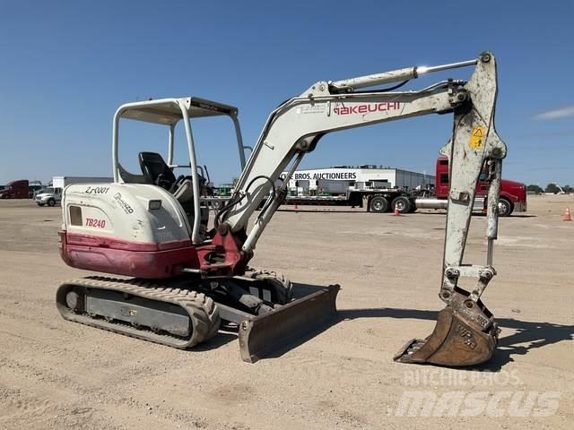 Takeuchi TB240 Bageri guseničari