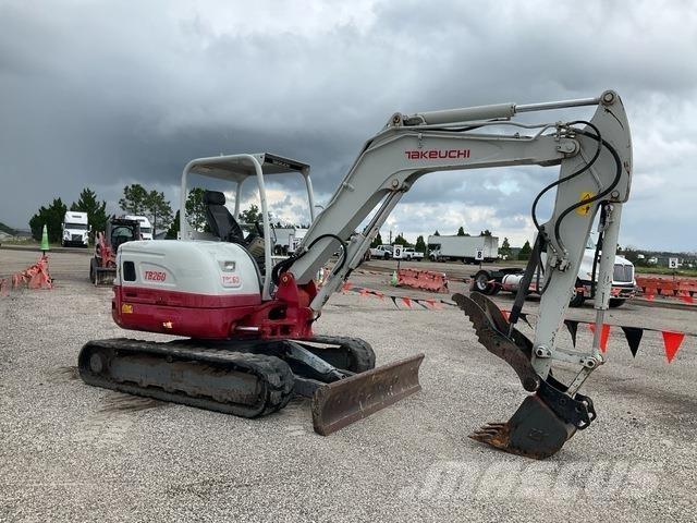Takeuchi TB260 Bageri guseničari