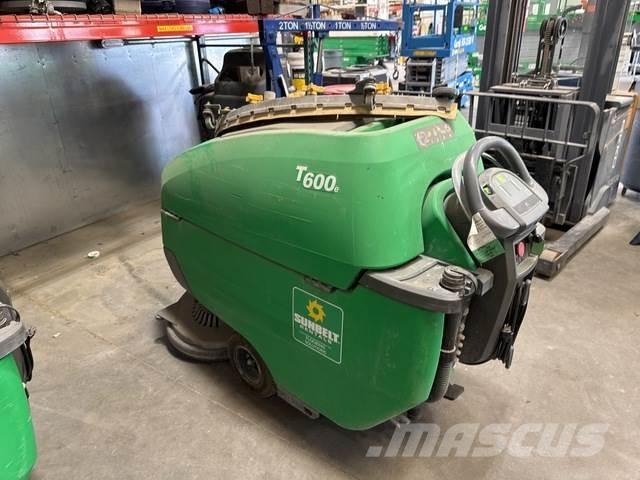 Tennant T600E Mašine za čiščenje i ribanje podova