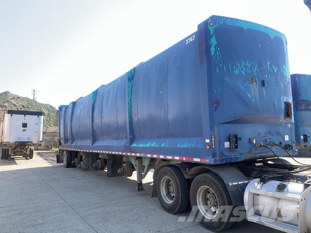 Universal  Poluprikolice sa pokretnim podom